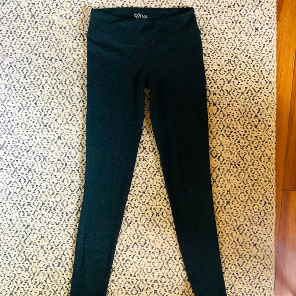 Aritzia leggings - Picture 1 of 3